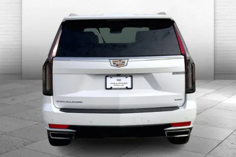 Another view of 2023 Cadillac Escalade Luxury for sale in Kansas City, MO at Cable Dahmer Cadillac of Kansas City