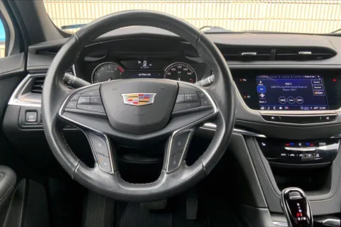 More photos of 2023 Cadillac XT5 Luxury at Cable Dahmer Cadillac of Kansas City, MO