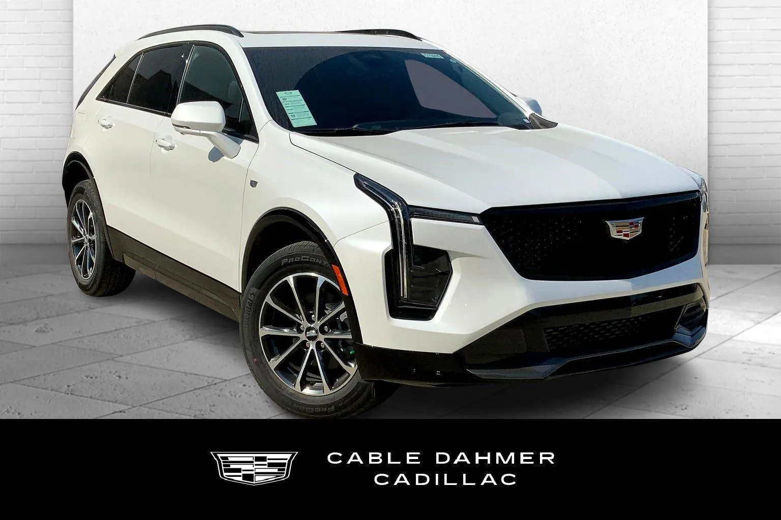 White 2025 Cadillac XT4 AWD Sport for sale in Kansas City, MO