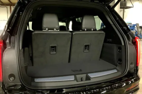 More photos of 2025 Cadillac XT6 AWD Premium Luxury at Cable Dahmer Cadillac of Kansas City, MO