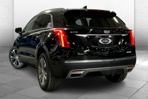 Another view of 2025 Cadillac XT5 AWD Premium Luxury for sale in Kansas City, MO at Cable Dahmer Cadillac of Kansas City