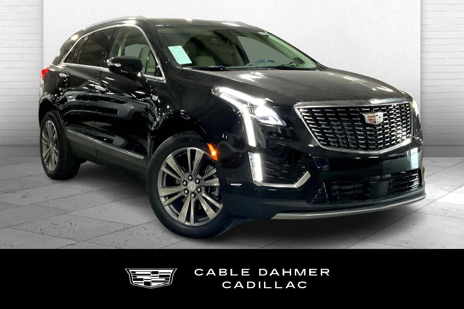 Black 2025 Cadillac XT5 AWD Premium Luxury for sale in Kansas City, MO