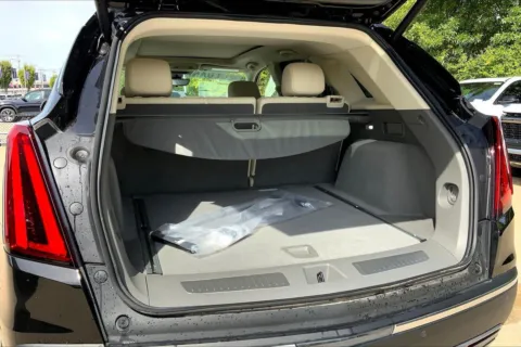 More photos of 2025 Cadillac XT5 AWD Premium Luxury at Cable Dahmer Cadillac of Kansas City, MO