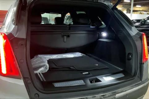 More photos of 2025 Cadillac XT5 FWD Premium Luxury at Cable Dahmer Cadillac of Kansas City, MO