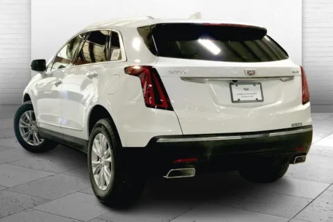 Another view of 2025 Cadillac XT5 FWD Luxury for sale in Kansas City, MO at Cable Dahmer Cadillac of Kansas City