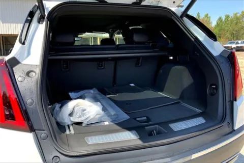 More photos of 2025 Cadillac XT5 Premium Luxury at Cable Dahmer Cadillac of Kansas City, MO
