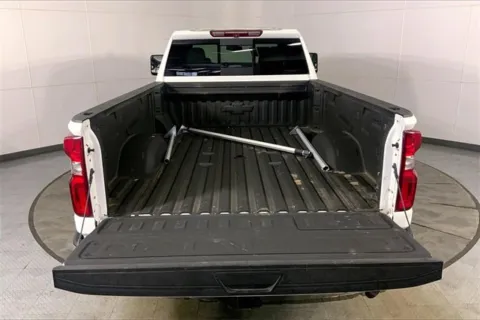 More photos of 2023 Chevrolet Silverado 2500 HD LTZ at Cable Dahmer Cadillac of Kansas City, MO