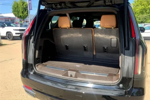 More photos of 2023 Cadillac Escalade Premium Luxury at Cable Dahmer Cadillac of Kansas City, MO