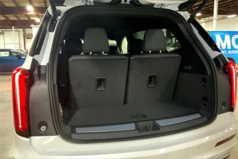 More photos of 2025 Cadillac XT6 Premium Luxury at Cable Dahmer Cadillac of Kansas City, MO