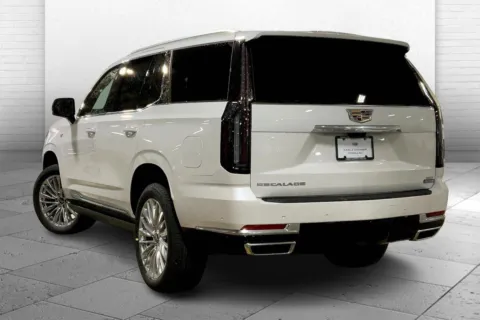 Another view of 2025 Cadillac Escalade 4WD Premium Luxury for sale in Kansas City, MO at Cable Dahmer Cadillac of Kansas City