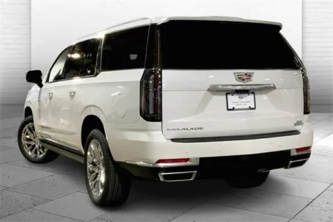 Another view of 2025 Cadillac Escalade ESV Premium Luxury for sale in Kansas City, MO at Cable Dahmer Cadillac of Kansas City