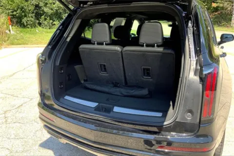 More photos of 2022 Cadillac XT6 Sport at Cable Dahmer Cadillac of Kansas City, MO
