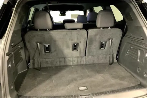 More photos of 2025 GMC Acadia Elevation at Cable Dahmer Cadillac of Kansas City, MO