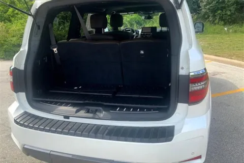 More photos of 2024 Nissan Armada Platinum at Cable Dahmer Cadillac of Kansas City, MO