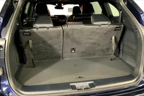 More photos of 2023 Toyota Highlander L at Cable Dahmer Cadillac of Kansas City, MO