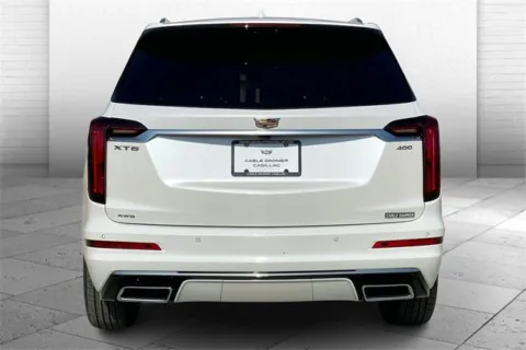 More photos of 2025 Cadillac XT6 Premium Luxury at Cable Dahmer Cadillac of Kansas City, MO