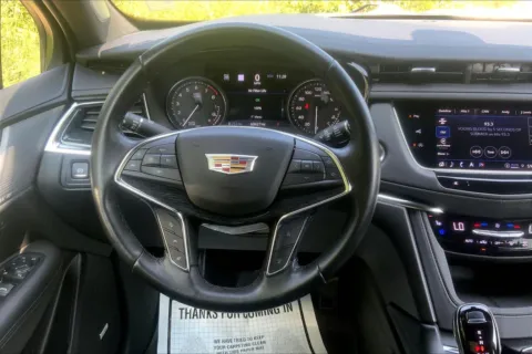 More photos of 2022 Cadillac XT5 AWD Premium Luxury at Cable Dahmer Cadillac of Kansas City, MO