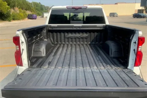 More photos of 2024 Chevrolet Silverado 1500 ZR2 at Cable Dahmer Cadillac of Kansas City, MO