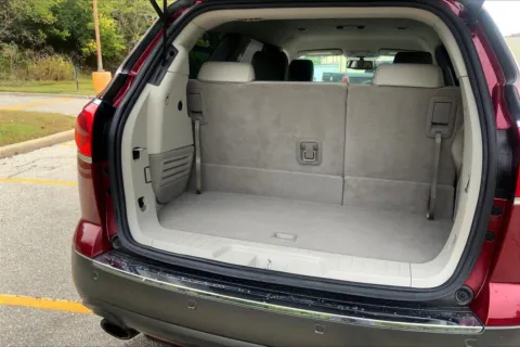 More photos of 2011 Buick Enclave CXL-1 at Cable Dahmer Cadillac of Kansas City, MO