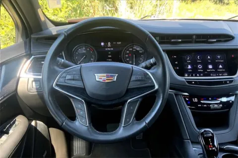 More photos of 2024 Cadillac XT5 Premium Luxury at Cable Dahmer Cadillac of Kansas City, MO