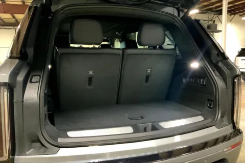 More photos of 2026 Cadillac VISTIQ Platinum at Cable Dahmer Cadillac of Kansas City, MO