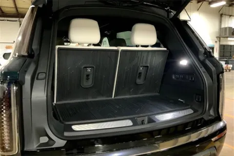 More photos of 2026 Cadillac VISTIQ Luxury at Cable Dahmer Cadillac of Kansas City, MO