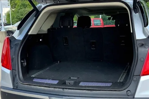 More photos of 2018 Cadillac XT5 Luxury FWD at Cable Dahmer Cadillac of Kansas City, MO