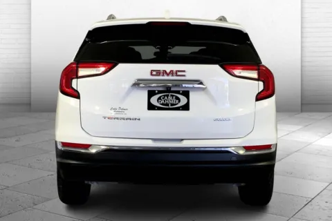 Another view of 2024 GMC Terrain SLT for sale in Kansas City, MO at Cable Dahmer Cadillac of Kansas City
