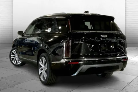 Another view of 2026 Cadillac VISTIQ Luxury for sale in Kansas City, MO at Cable Dahmer Cadillac of Kansas City