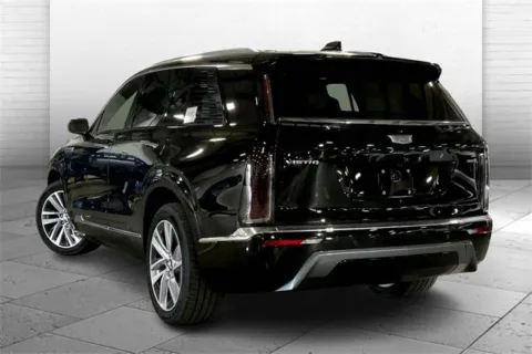 Another view of 2026 Cadillac VISTIQ Luxury for sale in Kansas City, MO at Cable Dahmer Cadillac of Kansas City
