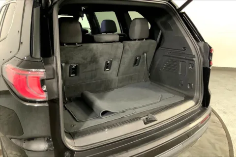 More photos of 2025 GMC Acadia Elevation at Cable Dahmer Cadillac of Kansas City, MO