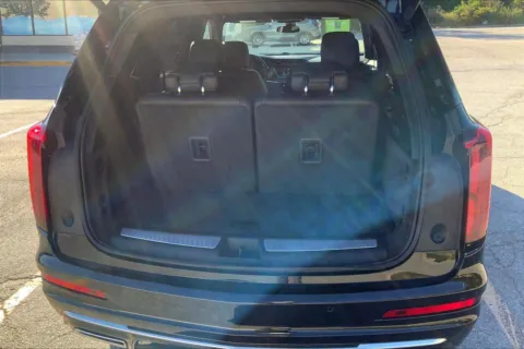 More photos of 2025 Cadillac XT6 Premium Luxury at Cable Dahmer Cadillac of Kansas City, MO