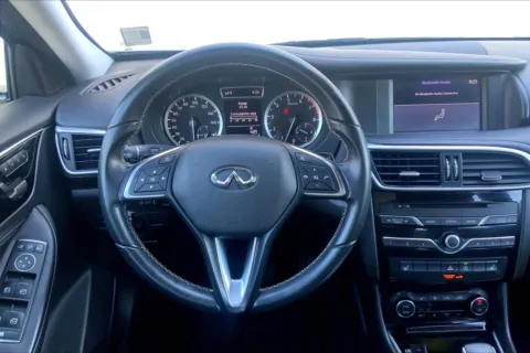 More photos of 2018 INFINITI QX30 Luxury at Cable Dahmer Cadillac of Kansas City, MO