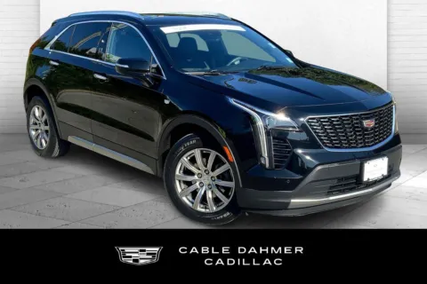 Black 2022 Cadillac XT4 Premium Luxury for sale in Kansas City, MO