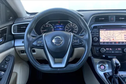 More photos of 2017 Nissan Maxima SL at Cable Dahmer Cadillac of Kansas City, MO