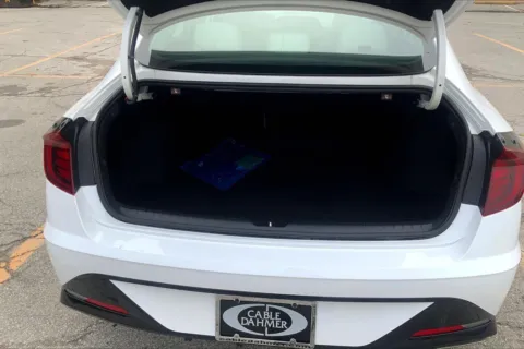 More photos of 2023 Hyundai Sonata SEL at Cable Dahmer Cadillac of Kansas City, MO