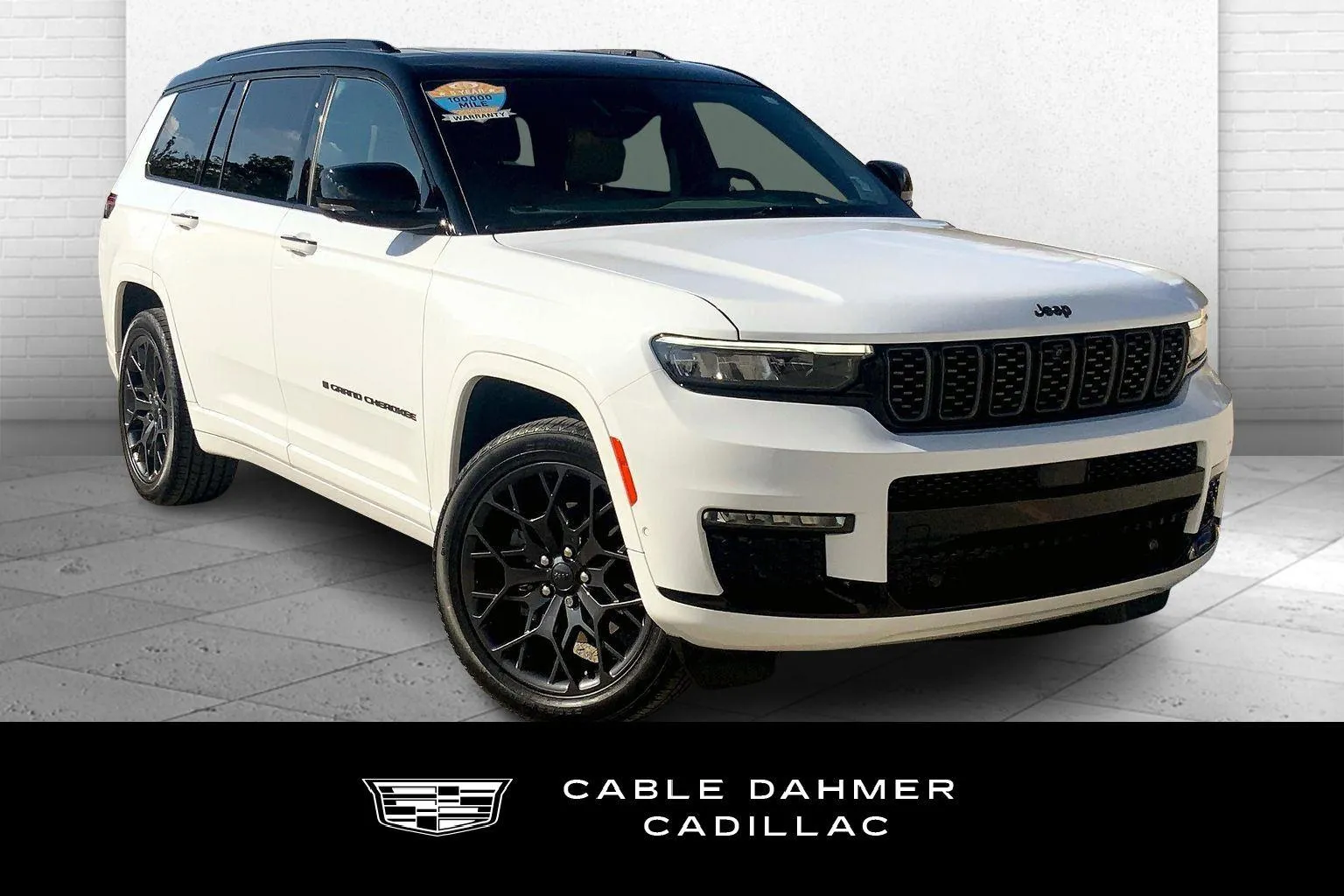 White 2023 Jeep Grand Cherokee L Summit for sale in Kansas City, MO