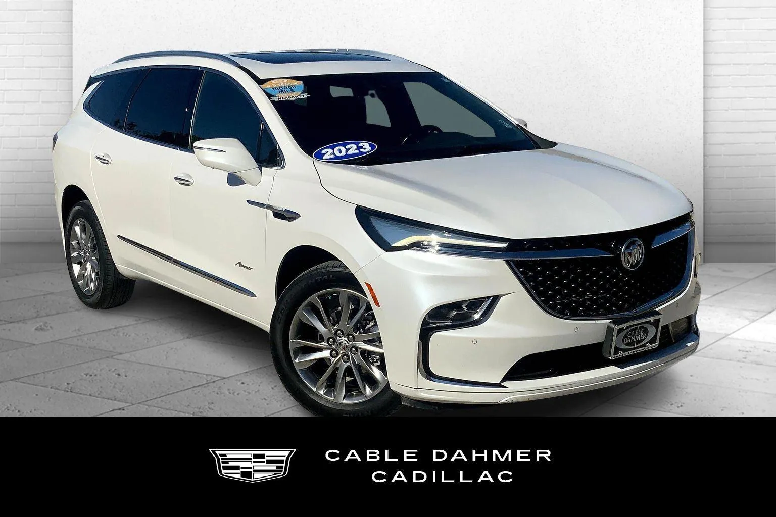 White 2023 Buick Enclave Avenir for sale in Kansas City, MO