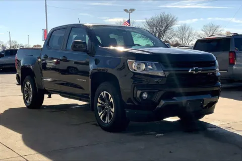 Black 2021 Chevrolet Colorado Z71 for sale in Topeka, KS