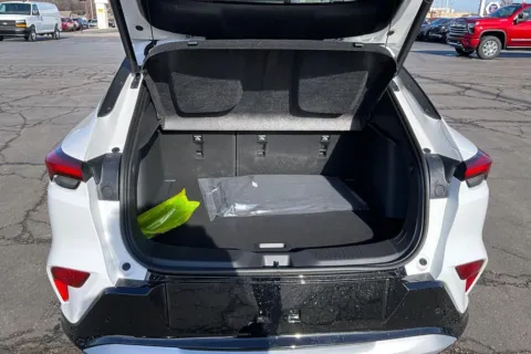 More photos of 2026 Buick Envista Sport Touring at Cable Dahmer of Topeka, KS