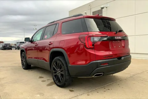 More photos of 2023 GMC Acadia SLE at Cable Dahmer of Topeka, KS