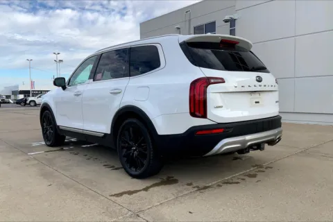 More photos of 2020 Kia Telluride SX at Cable Dahmer of Topeka, KS