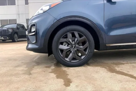 Photos of 2021 Kia Sportage S for sale in Topeka, KS at Cable Dahmer of Topeka