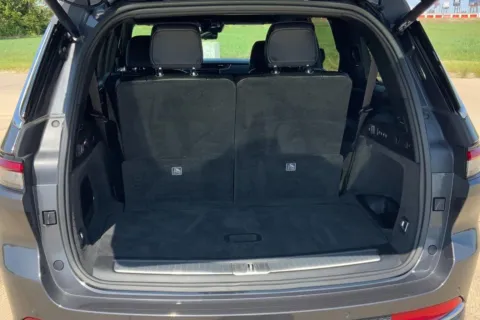 More photos of 2021 Jeep Grand Cherokee L Overland at Cable Dahmer of Topeka, KS