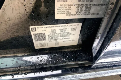 More photos of 2020 GMC Sierra 1500 SLT at Cable Dahmer of Topeka, KS