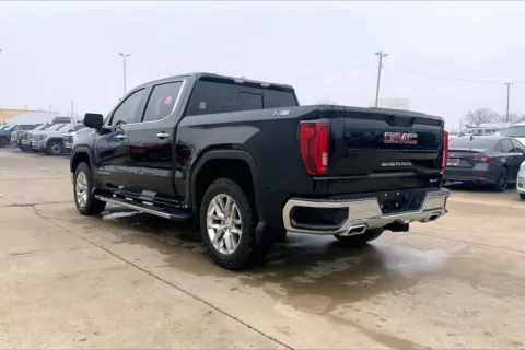 More photos of 2020 GMC Sierra 1500 SLT at Cable Dahmer of Topeka, KS