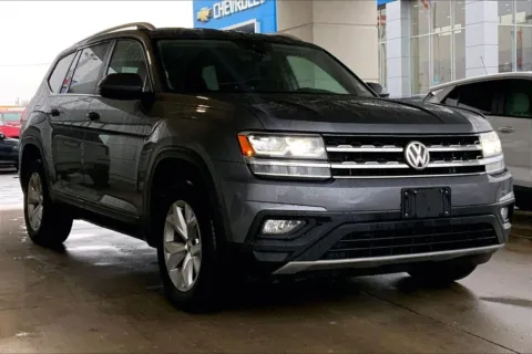 Black 2018 Volkswagen Atlas 3.6L V6 SE for sale in Topeka, KS