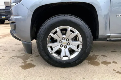 Photos of 2020 Chevrolet Colorado LT for sale in Topeka, KS at Cable Dahmer of Topeka