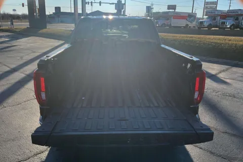 More photos of 2022 GMC Sierra 1500 Limited SLT at Cable Dahmer of Topeka, KS