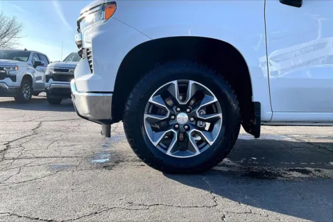 Photos of 2024 Chevrolet Silverado 1500 LT (2FL) for sale in Topeka, KS at Cable Dahmer of Topeka